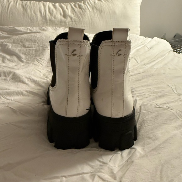 Circus Chelsea Boot - Picture 7 of 7